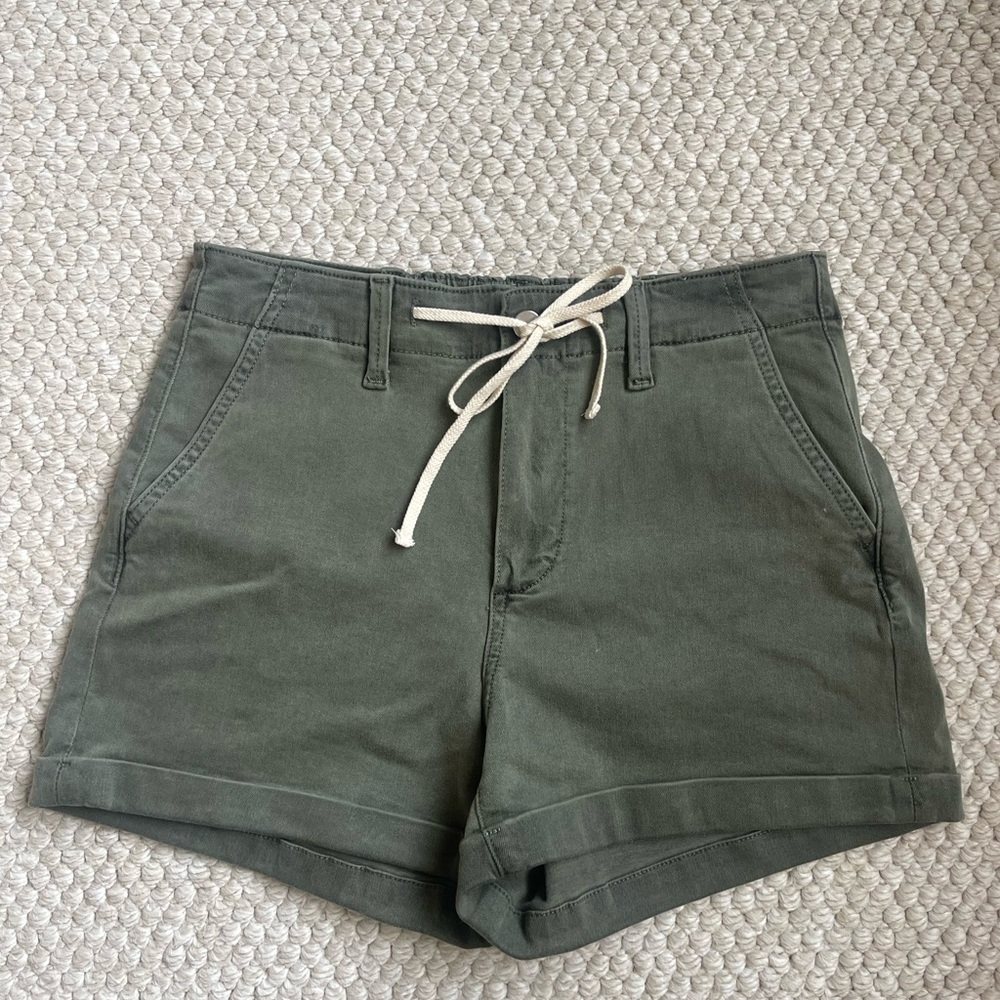 NWOT Paige shorts